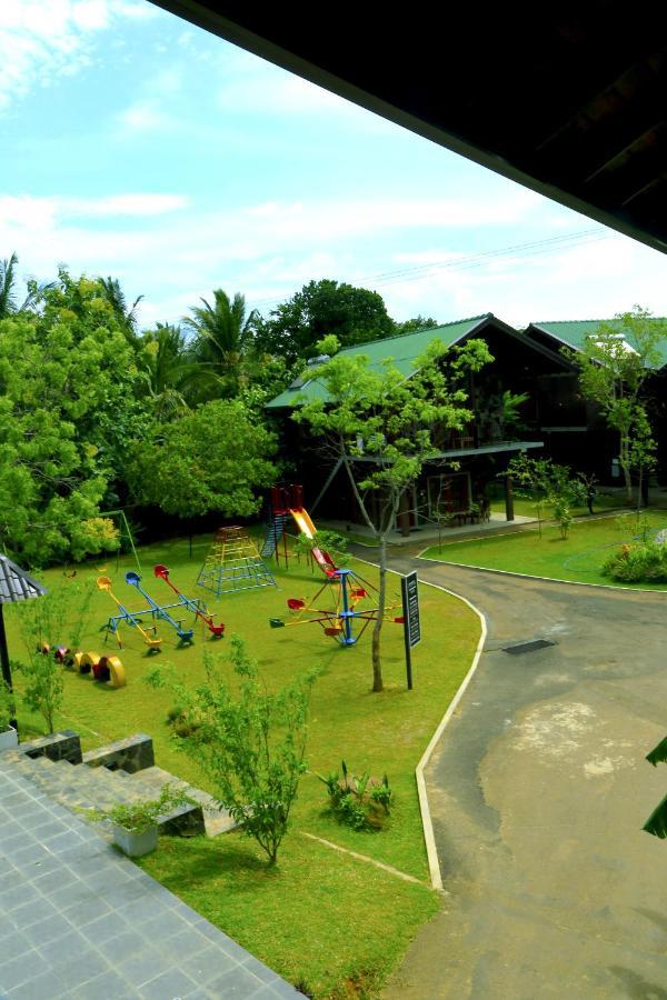 Doola River Edge Udawalawe Kültér fotó