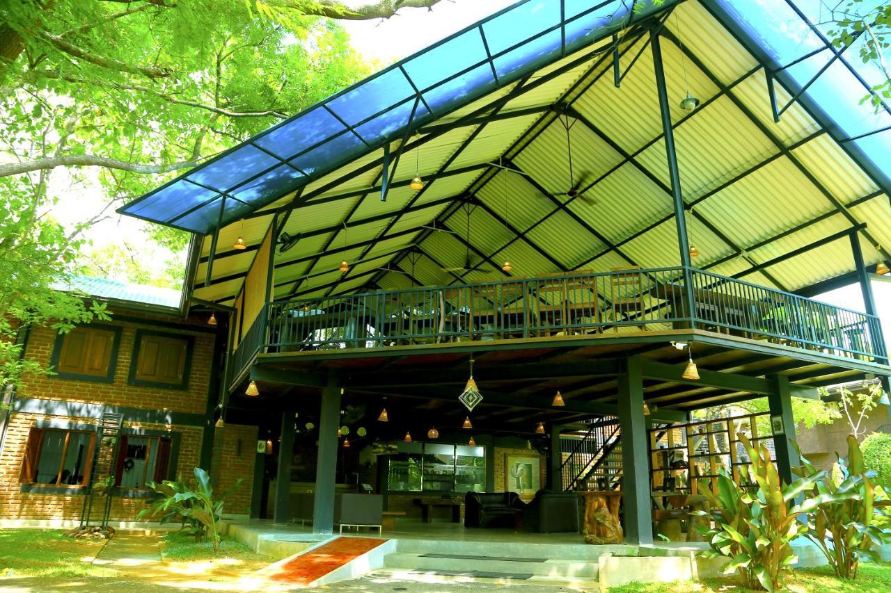 Doola River Edge Udawalawe Kültér fotó